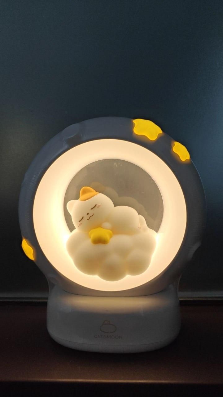 Sleeping Cat LED Night Light Lamp